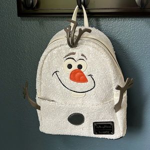 NEW Disney Parks Loungefly Olaf Frozen Mini Backpack White Sequined Snowman